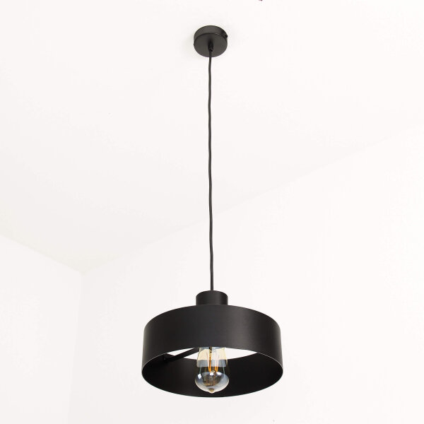 Suspension élégante noir forme dabat-jour rétro