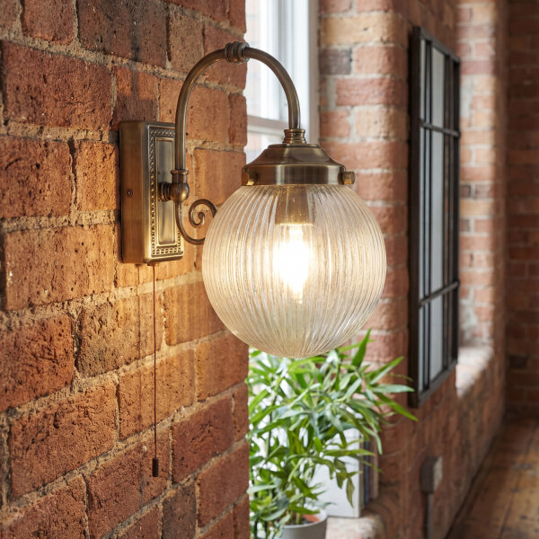 Lampe de miroir avec interrupteur IP44 E14 en laiton antique