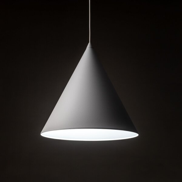 Suspension en métal D : 32 cm H : max. 165 cm Blanc E27