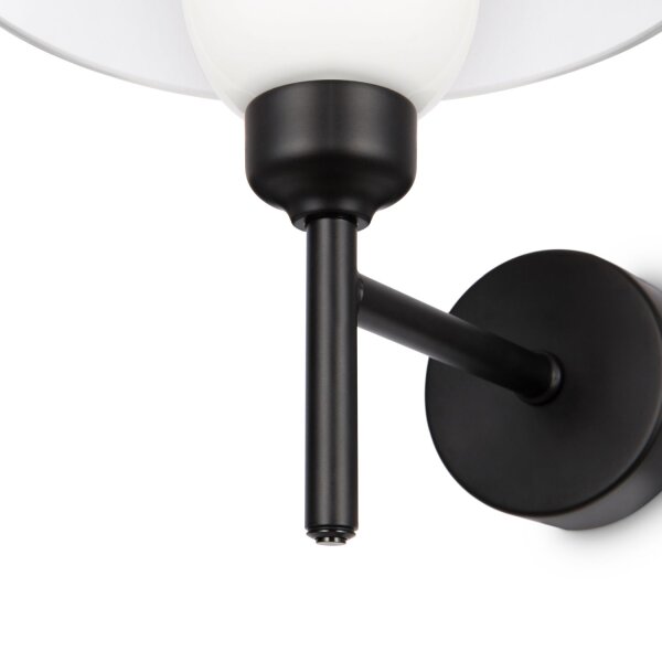 Applique métal verre hauteur 24,4 cm noir blanc E14