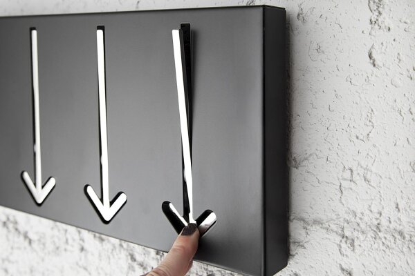 Portemanteau mural en métal 90 cm en noir et blanc