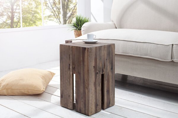 Table basse en bois flotté 30x30 cm en gris