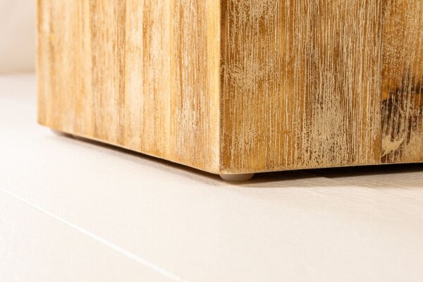 Table dappoint en bois dacacia 27x27 cm en gris naturel cérusé