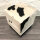 Tabouret peau de vache métal fait main 44x45 cm en noir blanc