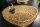 Table basse en métal doré 122 x 122 cm artisanale