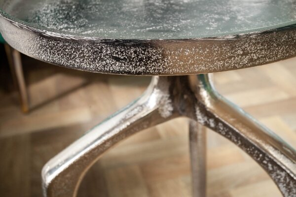 Set de 2 tables dappoint rondes en métal argenté fait main