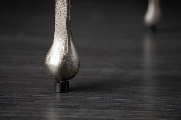 Table dappoint en aluminium argenté 34 x 34 cm
