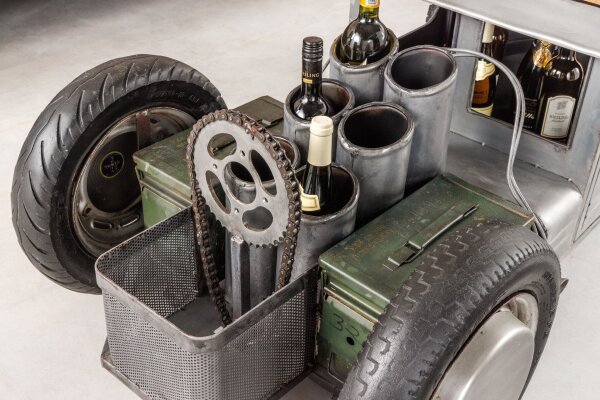 Table basse 165 cm artisanale Hot Rod avec meuble bar