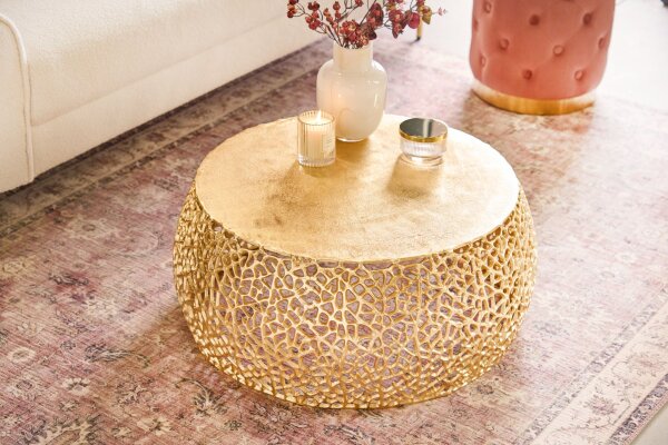 Table basse en métal doré 73 x 73 cm artisanale