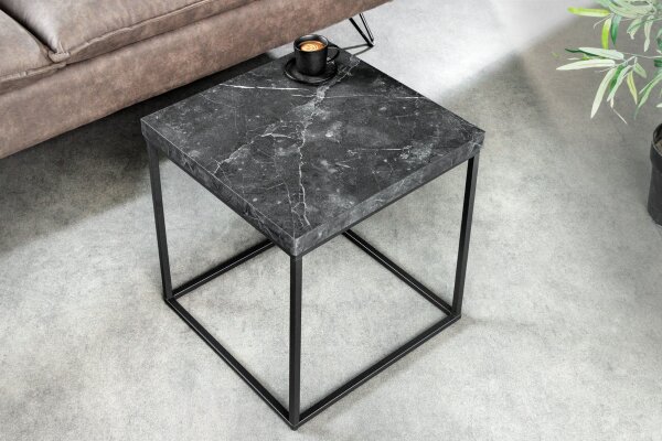 Table dappoint carrée noire 40 x 40 cm aspect marbre