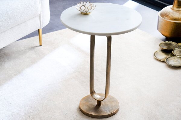 Table dappoint en marbre métal blanc or 45x45 cm artisanale