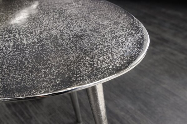 Table basse en métal argenté Lot de 2 trépieds artisanaux