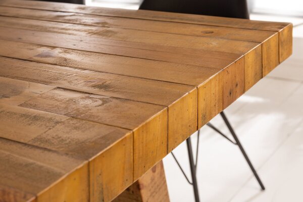 Table de salle à manger en bois recyclé (pin) en brun vintage 165x90 cm