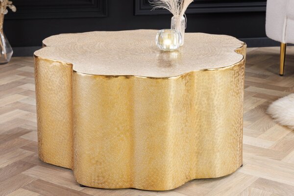 Table basse en métal doré 71 x 73 cm artisanale