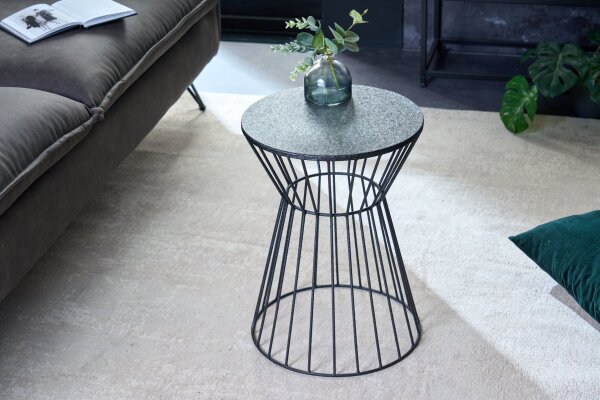 Table dappoint fer en noir 33x33 cm travail manuel