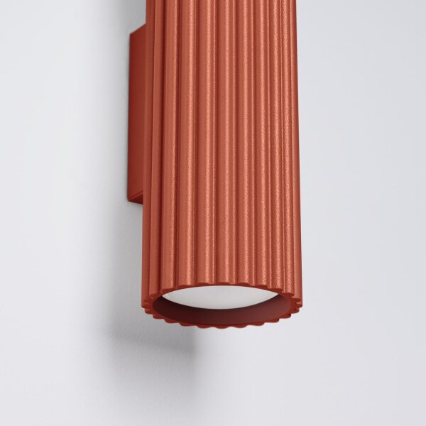 Applique moderne Up Down H : 30 cm Rouge GU10 2 flammes Alu