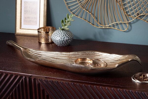 Coupe décorative en métal fait main 64 cm de long en or design feuille