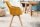 Chaise de bureau pivotante Retro en velours bois jaune naturel