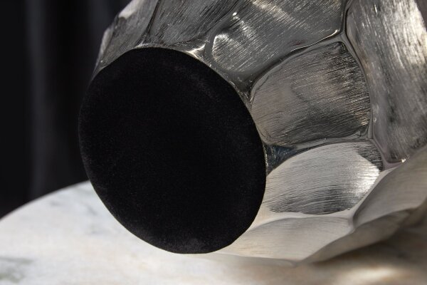 Vase décoratif en argent martelé 45 cm de haut en métal fait main