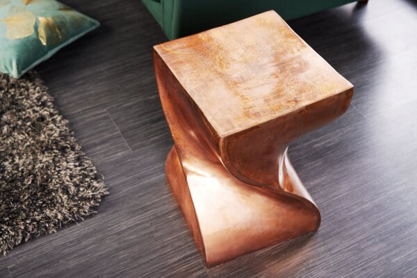 Table dappoint en cuivre fait main H : 45 cm Métal