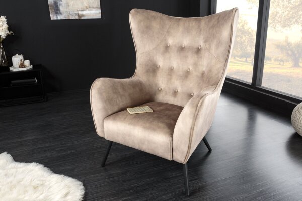 Fauteuil à oreilles velours beige crème avec accoudoirs Chesterfield