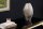 Vase décoratif en métal H : 32 cm en argent martelé à la main