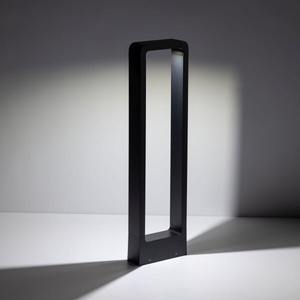 Borne déclairage LED métal 60 cm de haut IP54 noir 480 lm
