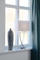 Lampe de table chrome blanc métal tissu E27...