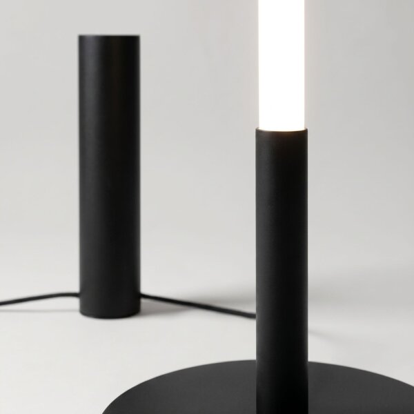 LED Stehleuchte dimmbar Push-DIM 3000K Ø3,5 cm H:150 cm