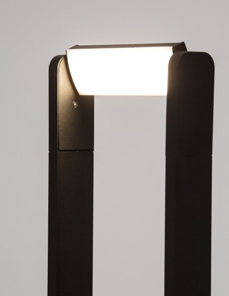 LED Wegeleuchte Schwarz 80 cm hoch IP54 schwenkbar warmweiß