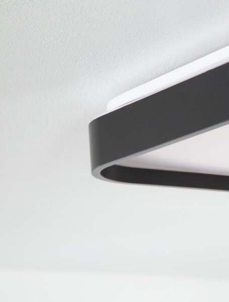 LED Deckenlampe flach 48 cm breit Schwarz Weiß warmweiß