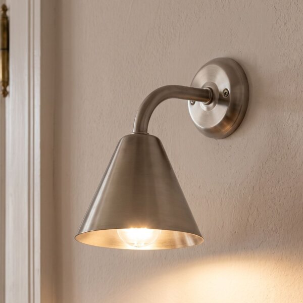 Lampe murale de style DANAE laiton couloir salon