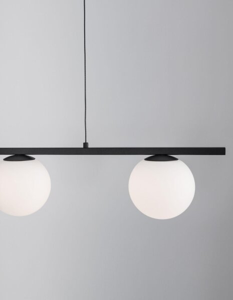 LED Pendelleuchte 72 cm lang Schwarz Weiß höhenverstellbar