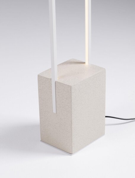 LED Stehleuchte Weiß 160 cm Beton Aluminium warmweiß KYLAN
