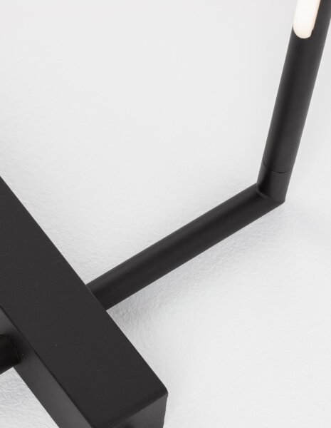 LED Stehlampe 140 cm Schwarz schwenkbar Minimalistisch PEALE