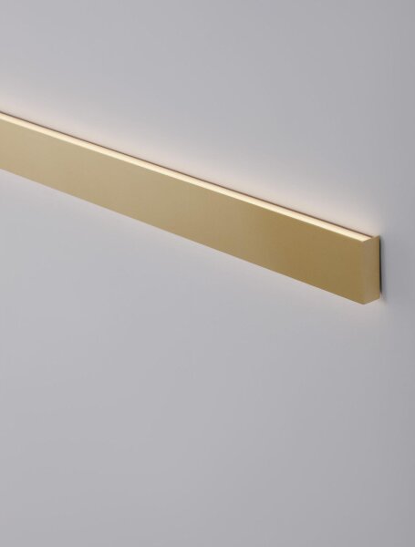 LED Wandleuchte in Gold 90 cm breit Minimalistisch Up Down