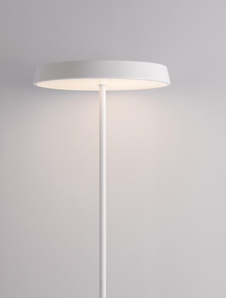 LED Stehleuchte Weiß 136 cm warmweiß SHASTA Aluminium Modern