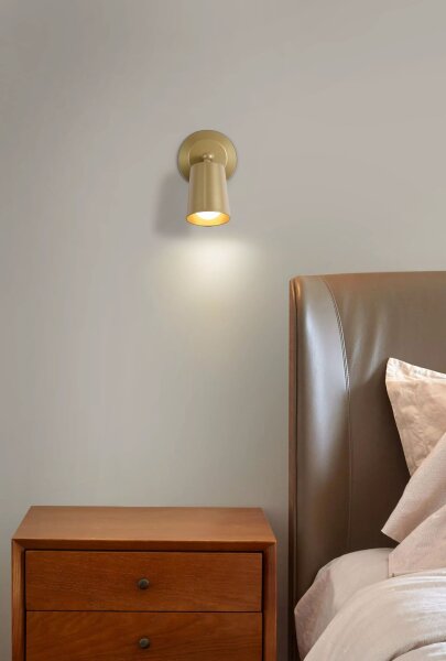 LED Wandstrahler Akku 3000K Metall Gold T:12 cm 160 lm