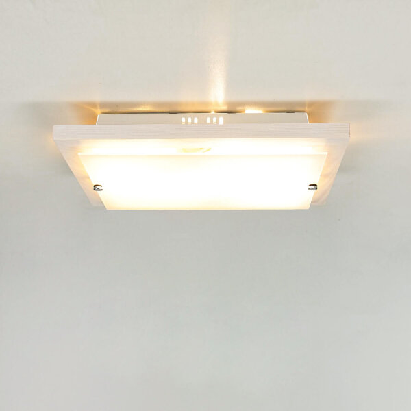Plafonnier avec bois blanc salon carré