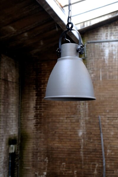 Suspension industrielle Gris orientable Travail manuel